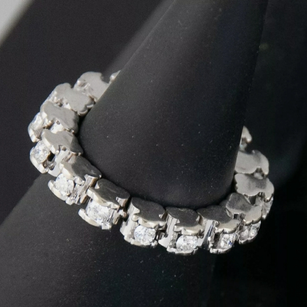ISO TOUS diamond ring